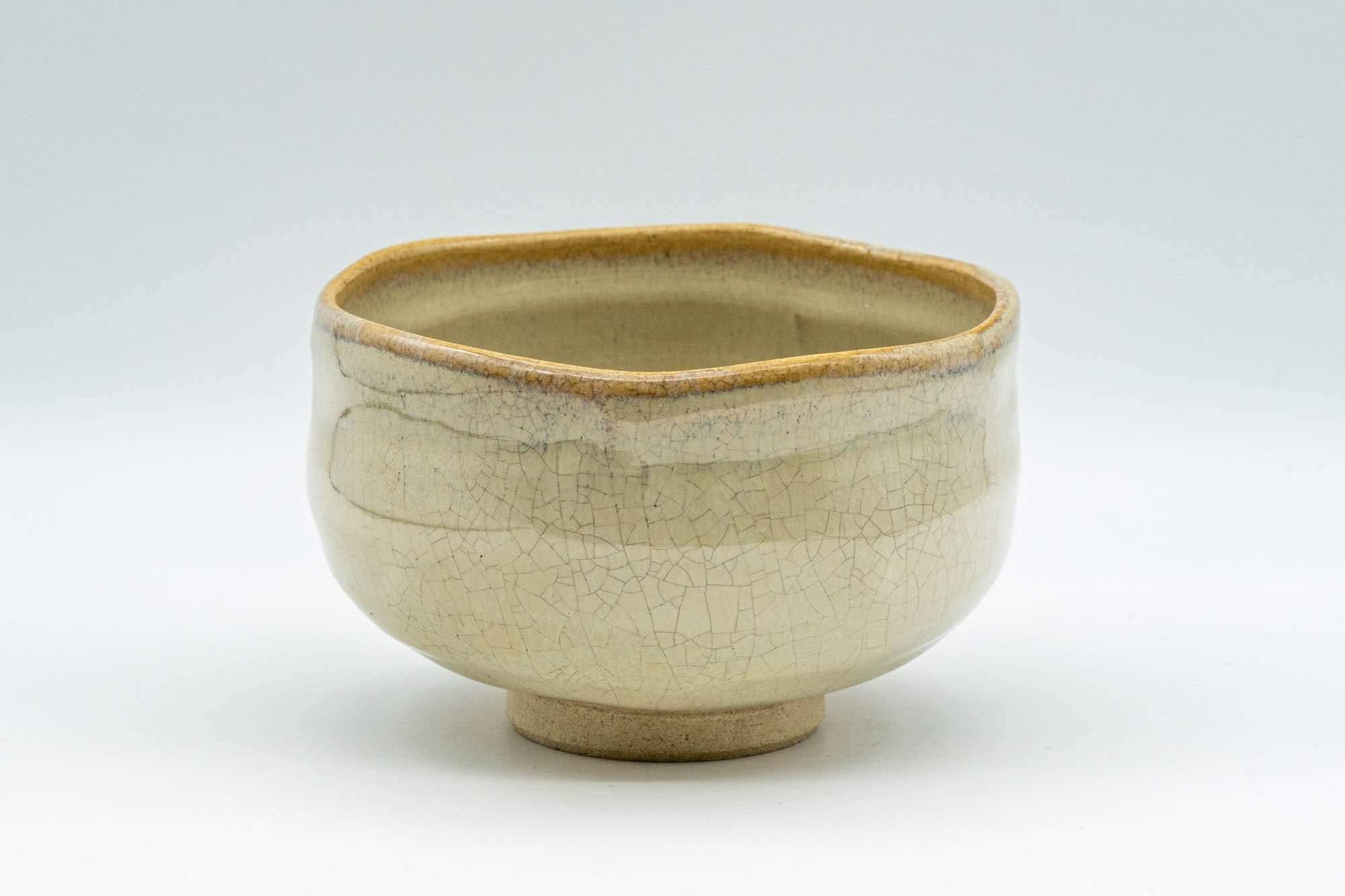 Japanese Matcha Bowl - 赤膚山 Akiyama Kiln Beige Glazed Akahada-yaki Chawan - 250ml