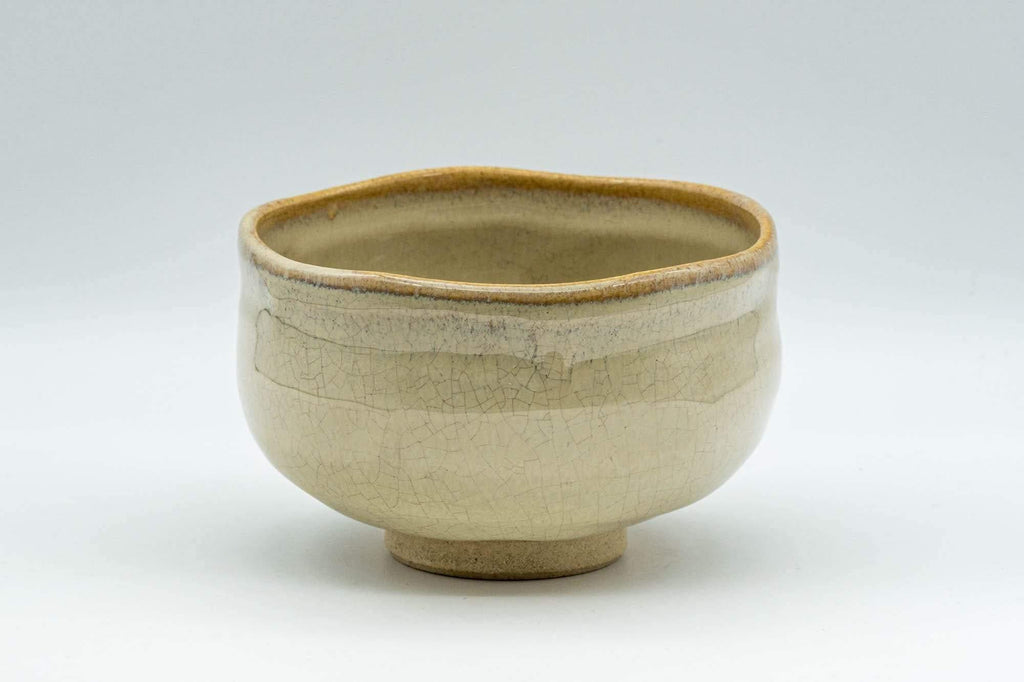 Japanese Matcha Bowl - 赤膚山 Akiyama Kiln Beige Glazed Akahada-yaki Chawan - 250ml