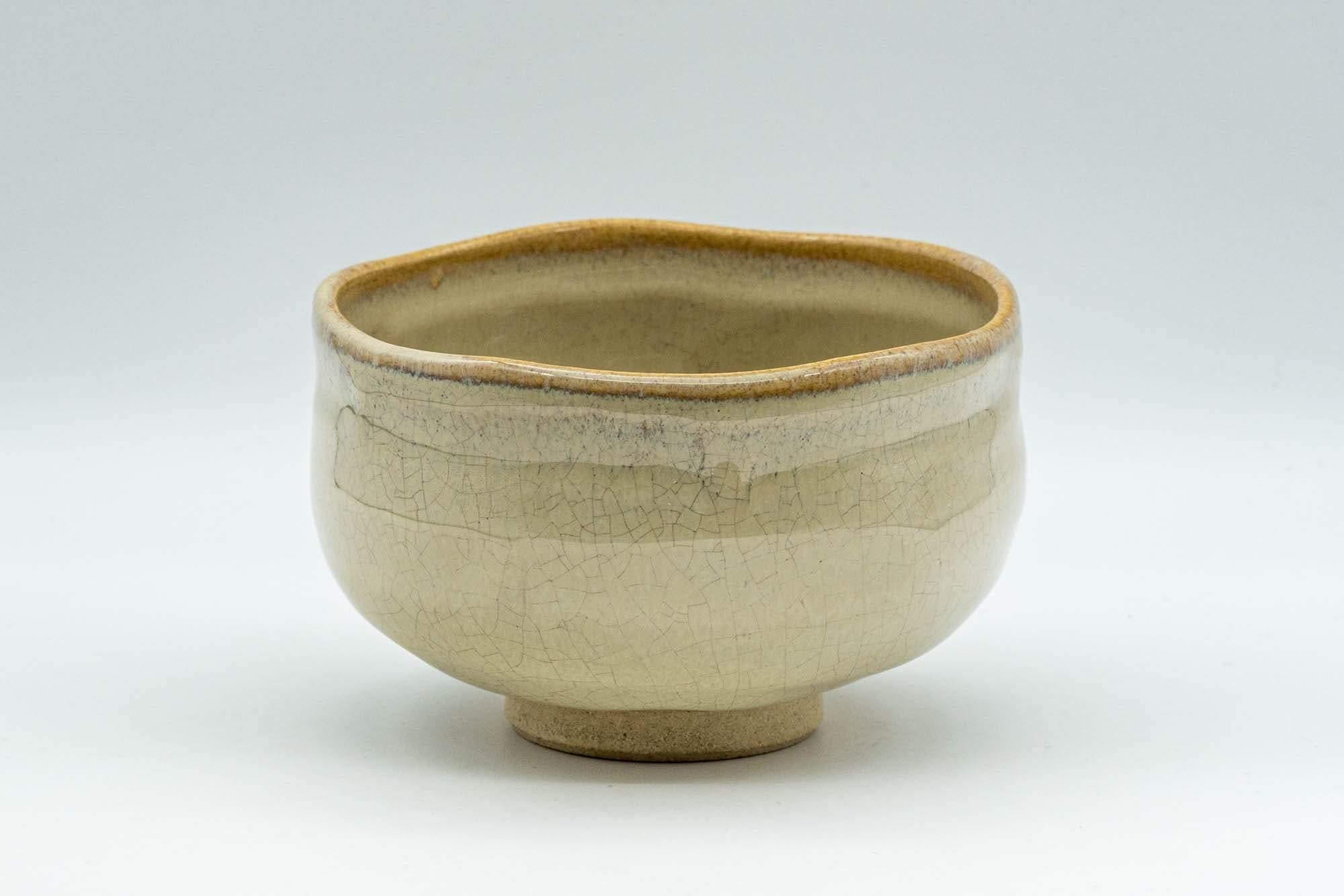 Japanese Matcha Bowl - 赤膚山 Akiyama Kiln Beige Glazed Akahada-yaki Chawan - 250ml