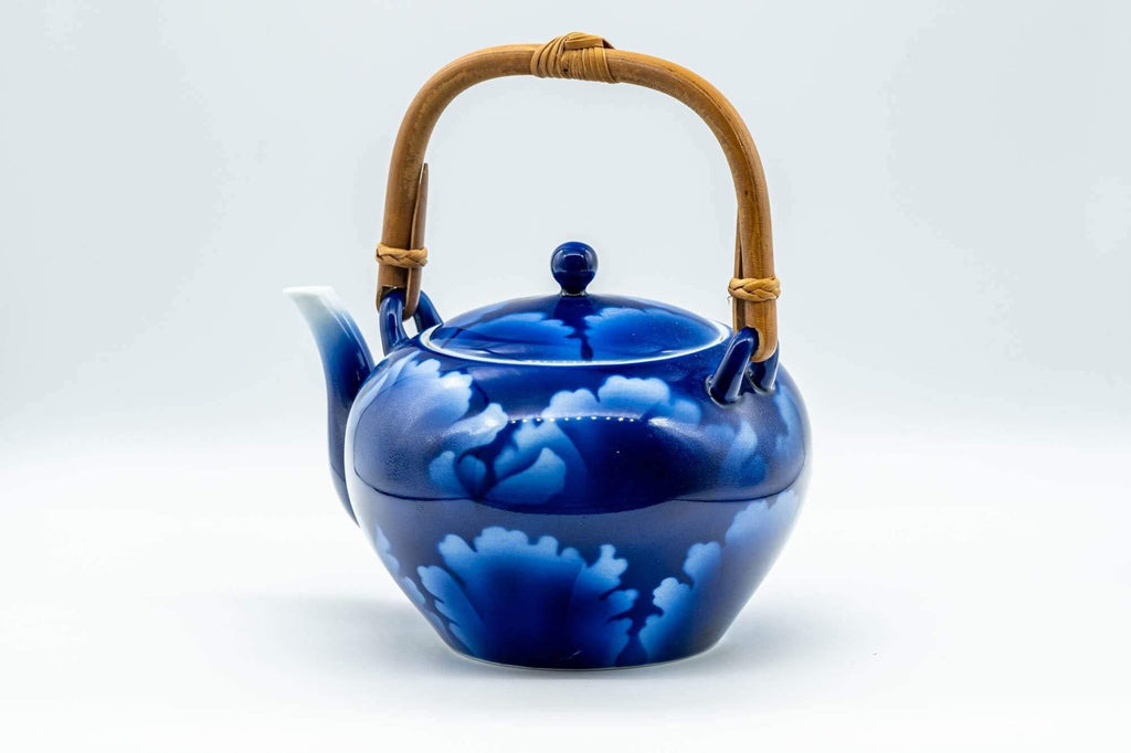 Japanese Tea Set - Blue Floral Debeso Dobin Teapot with 3 Lidded Yunomi Teacups