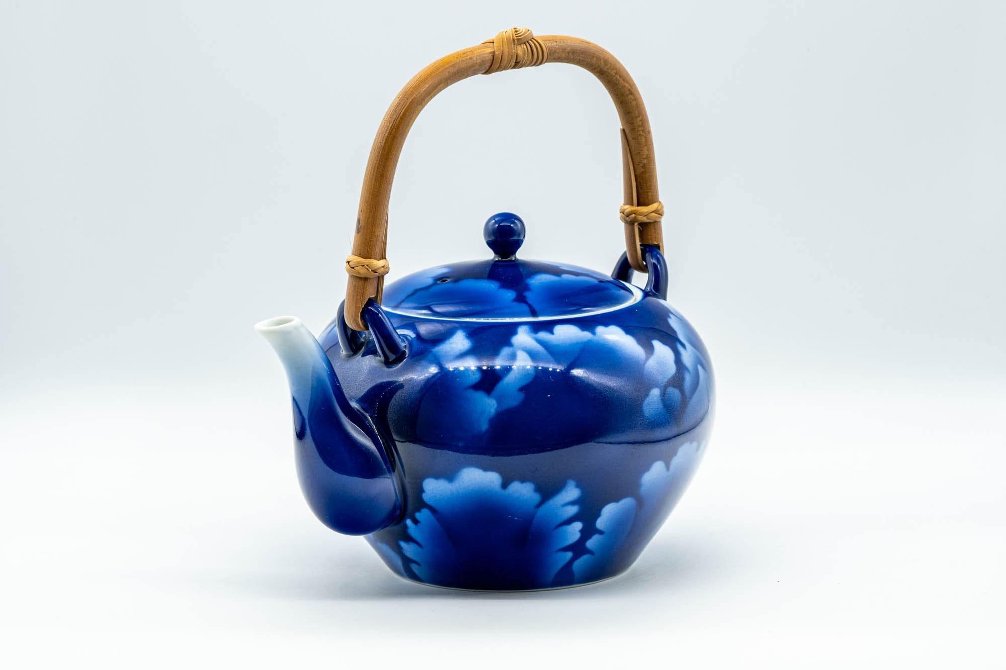 Japanese Tea Set - Blue Floral Debeso Dobin Teapot with 3 Lidded Yunomi Teacups