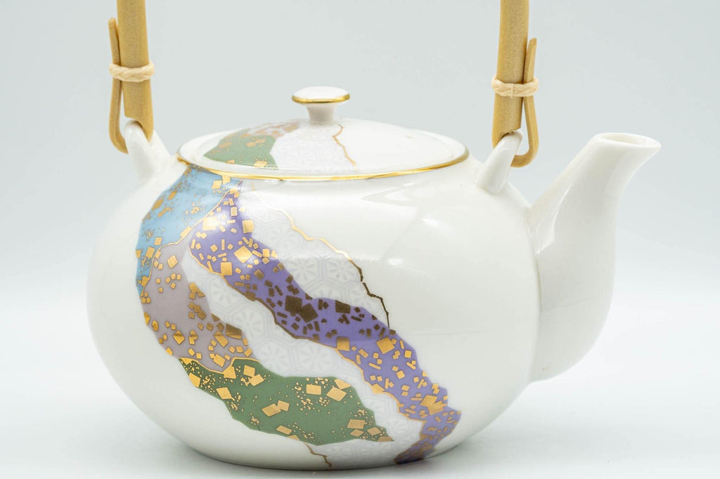 Japanese Dobin - Wavy Patterned Porcelain Arita-yaki Debeso Teapot - 500ml