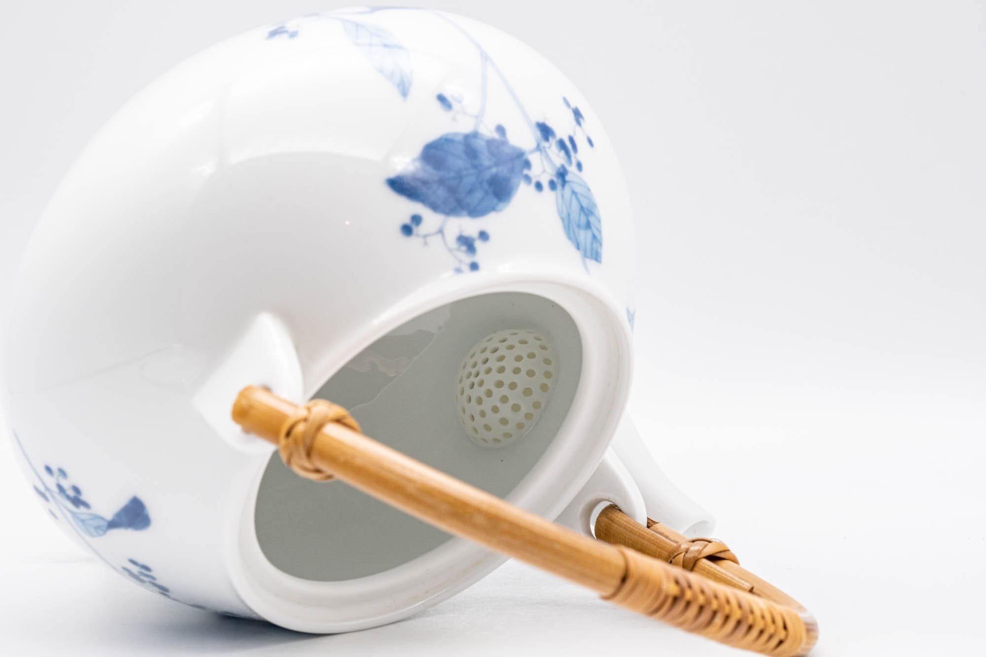 Japanese Dobin - Floral Arita-yaki Porcelain Debeso Teapot - 700ml