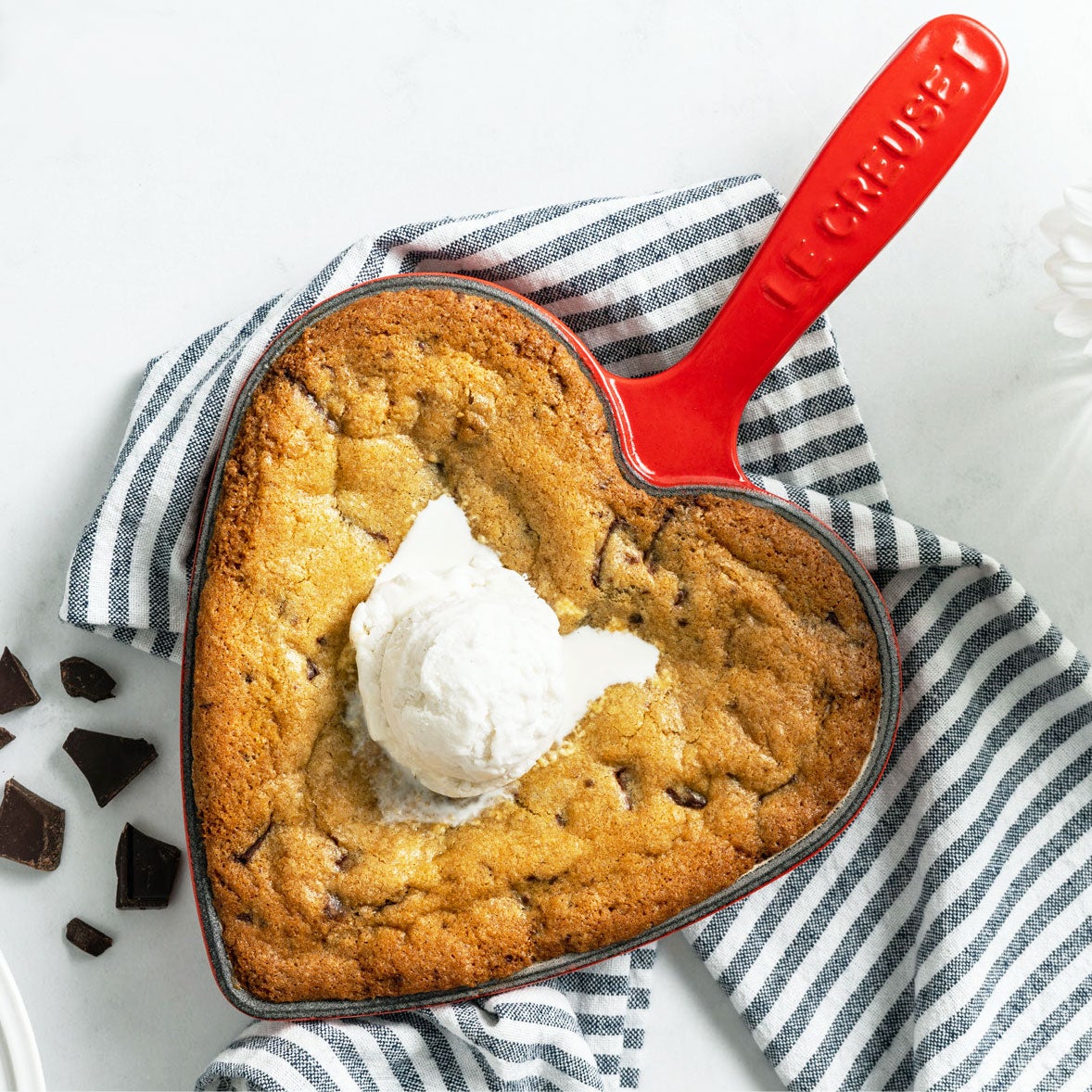 Le Creuset Cast Iron Heart 10" (26cm) Skillet