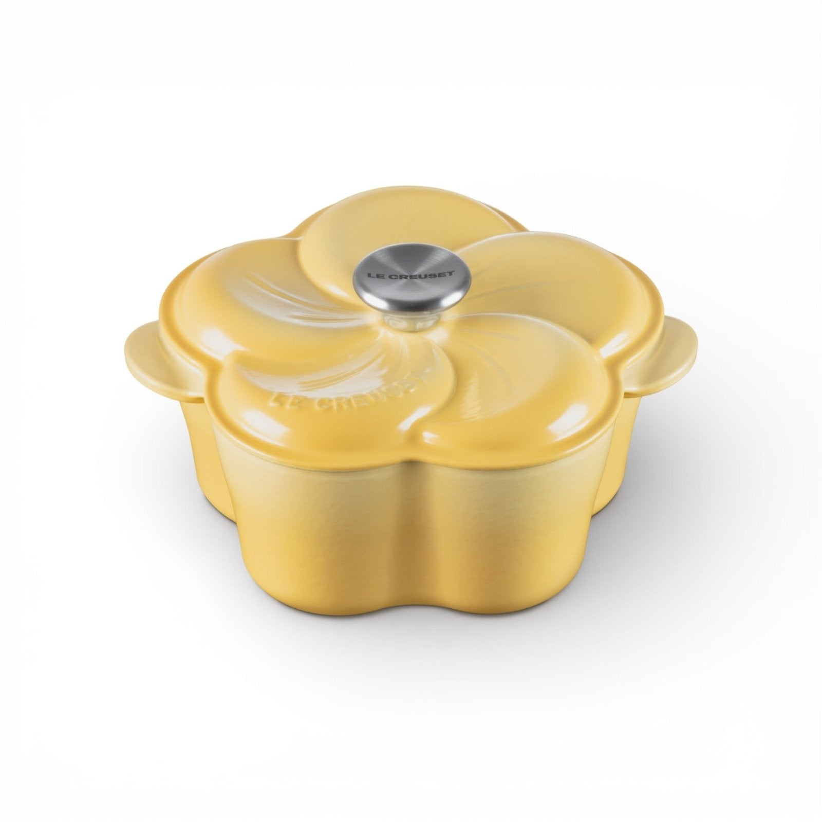 Le Creuset Cast Iron 2.25QT (2L) Petal Camomille Cocotte