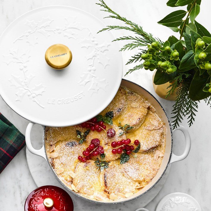 Le Creuset Enameled 4.1L Cast Iron Holly Soup Pot