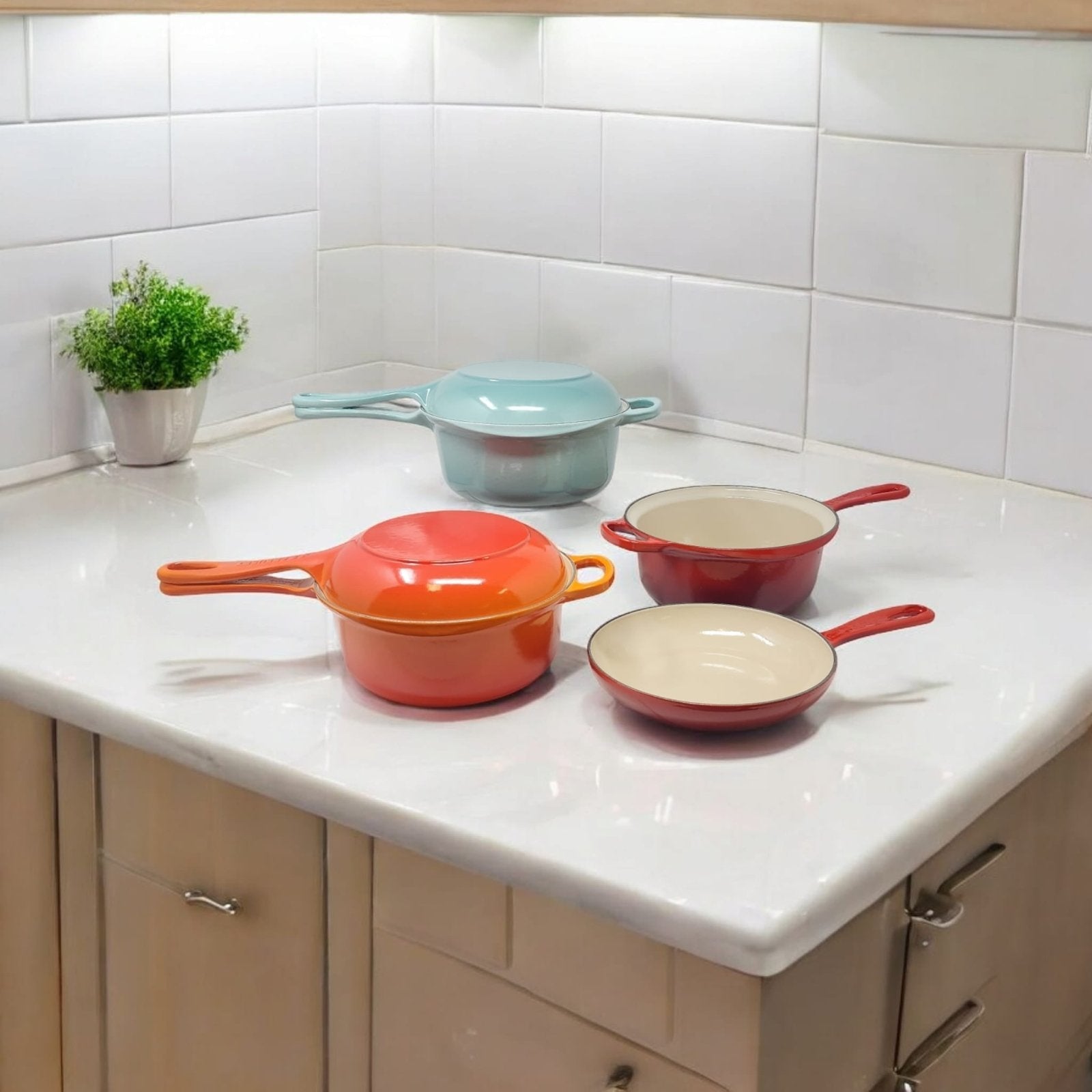 Le Creuset Signature Cast Iron 2-in-1 Multifunction Saucepan + Skillet