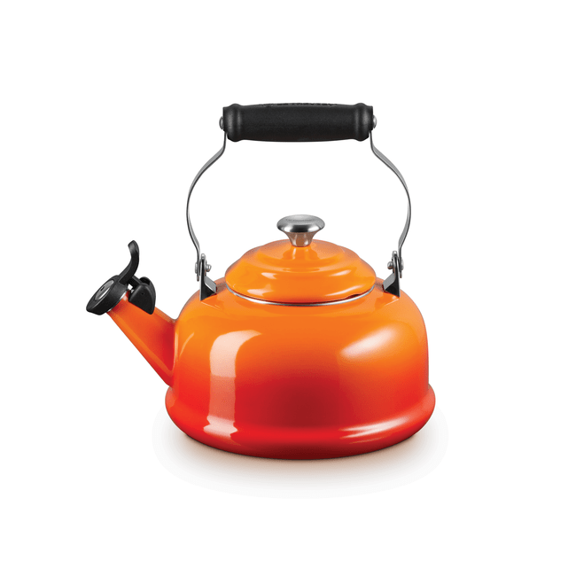 Le Creuset Whistling Kettle - Classic