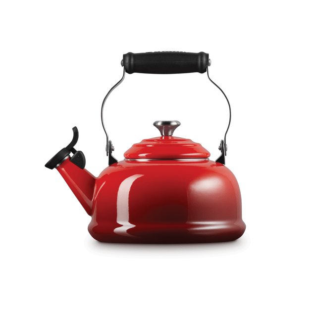 Le Creuset Whistling Kettle - Classic