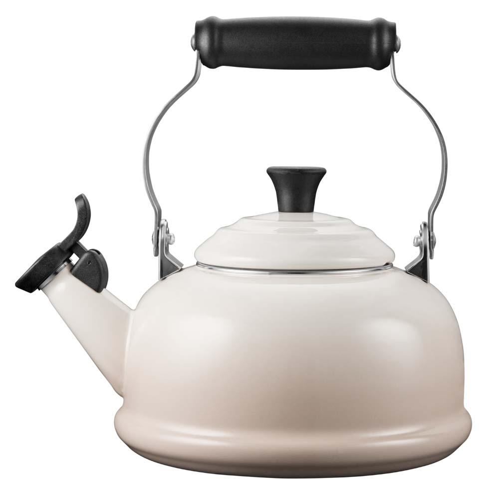 Le Creuset Whistling Kettle - Classic