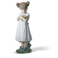 Lladro Flowers For Mommy Figurine