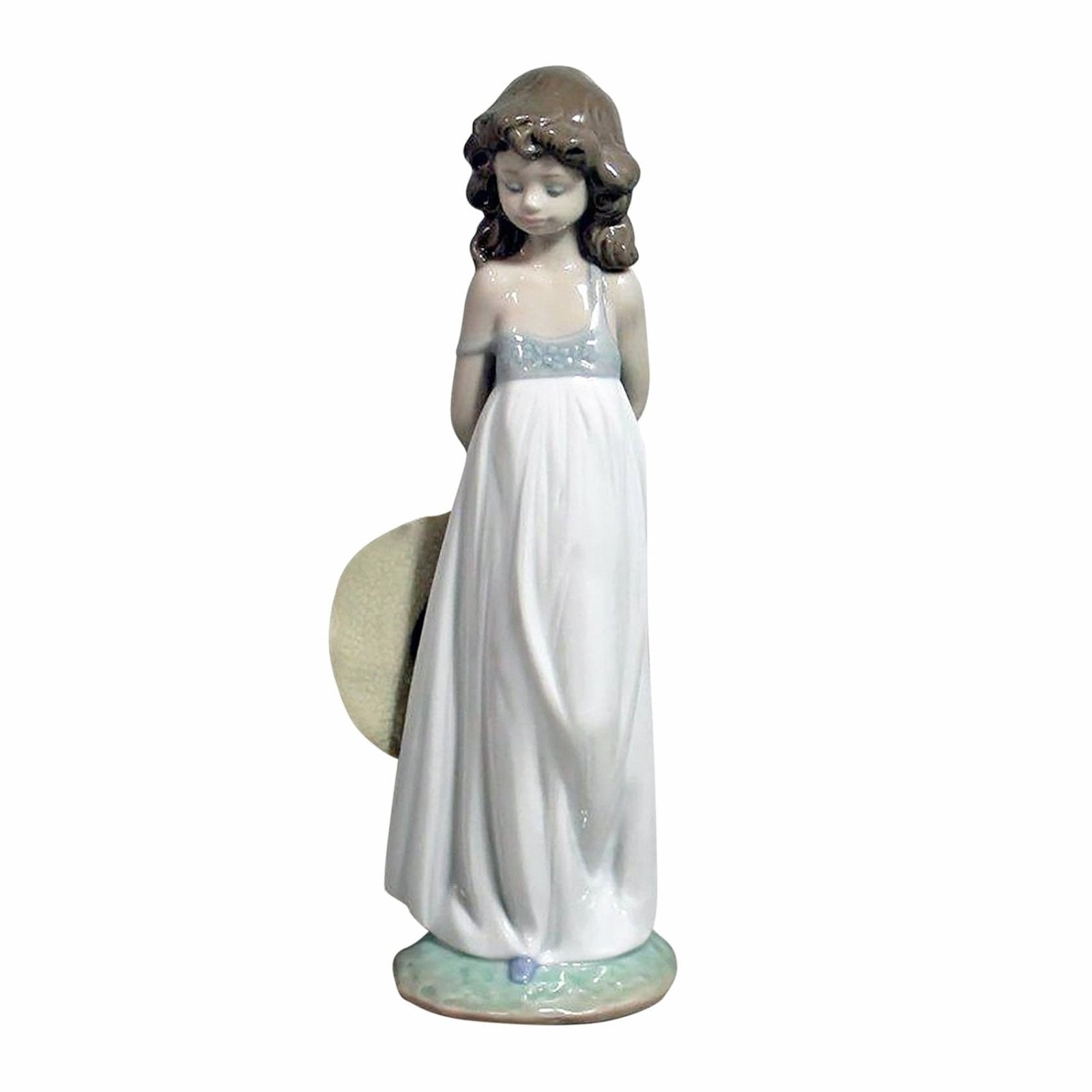 Lladró Natural Beauty Figurine