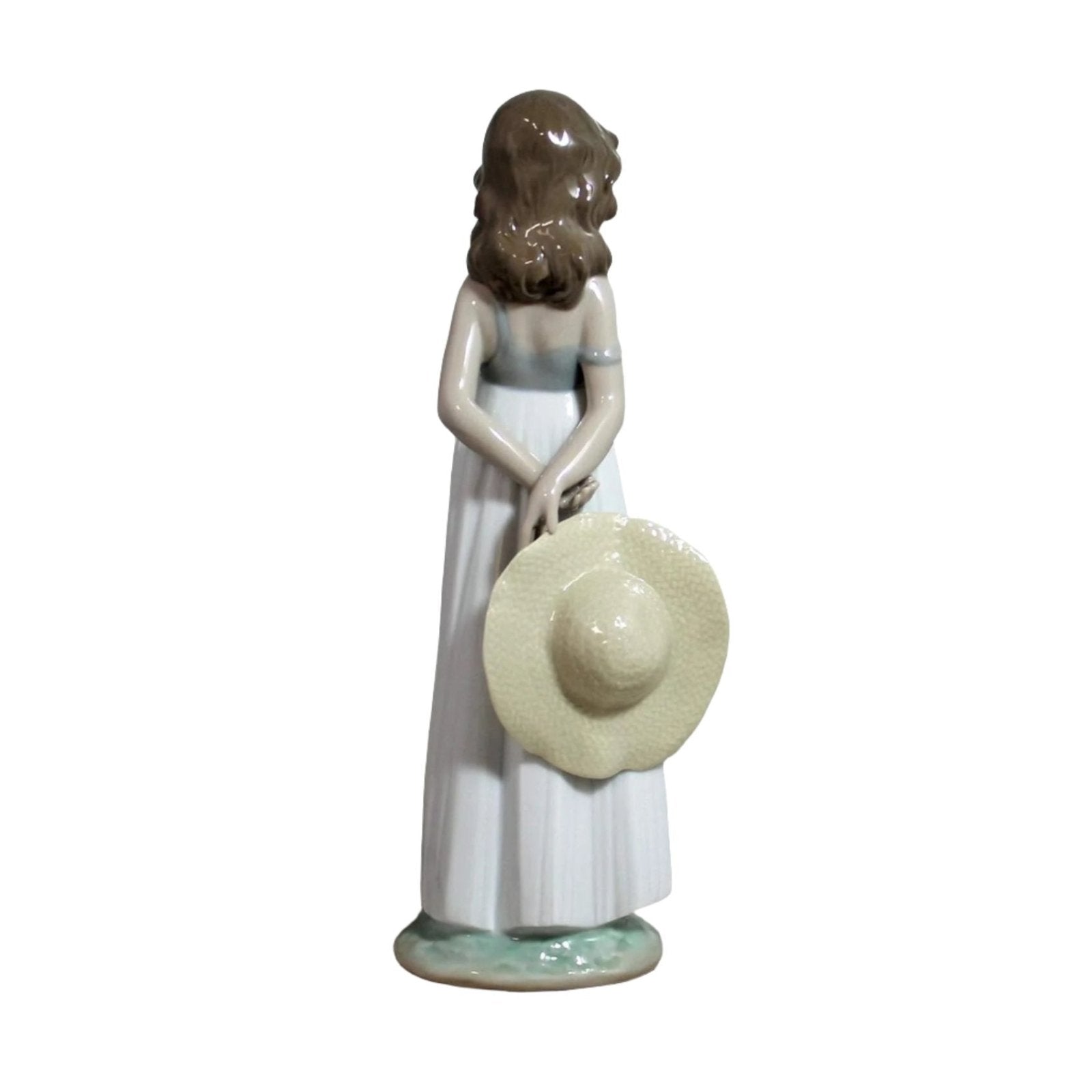 Lladró Natural Beauty Figurine