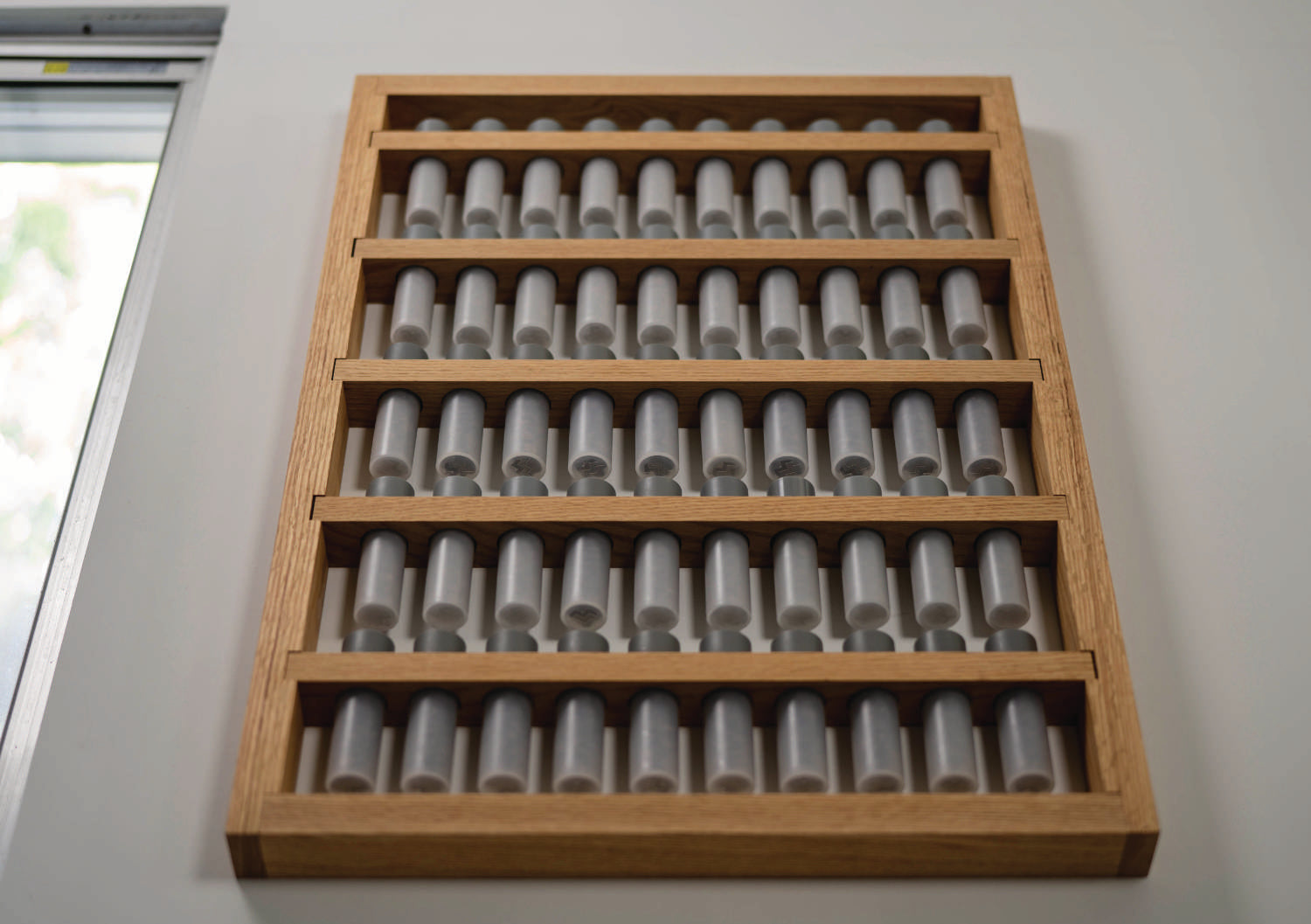 BEAN CELLAR Wall Rack