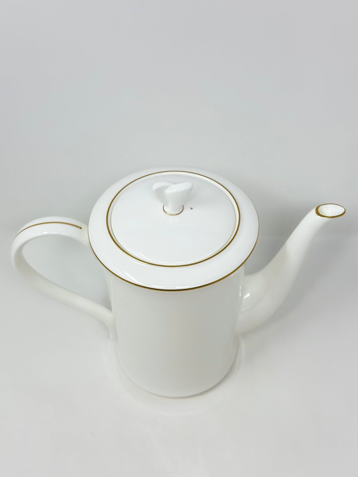 Mikasa Century Gold Coffee Pot with Lid