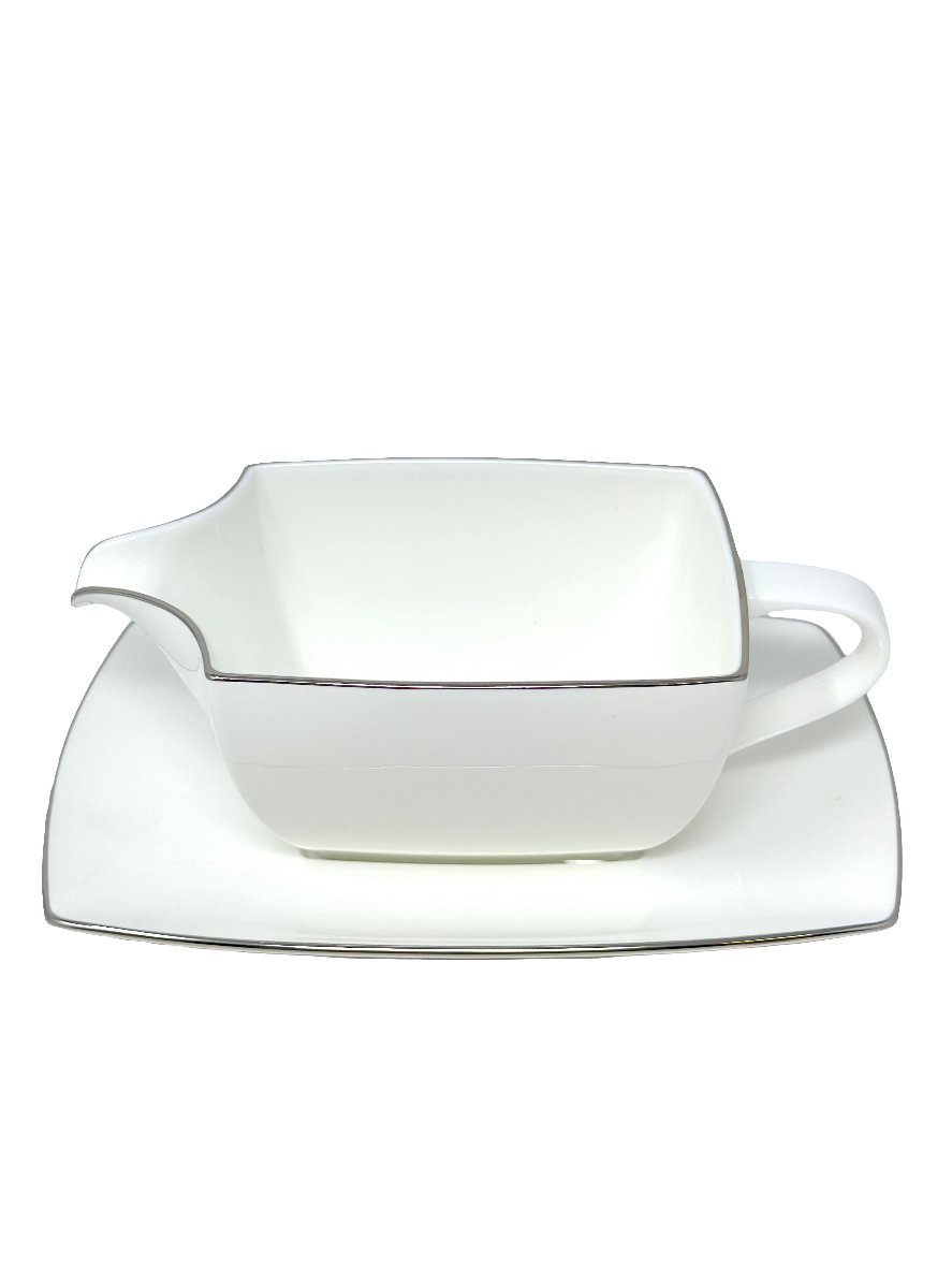 MIKASA COUTURE PLATINUM GRAVY BOAT WITH STAND