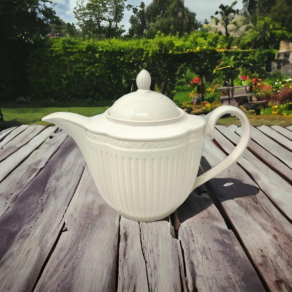 Mikasa Italian Countryside Teapot with Lid