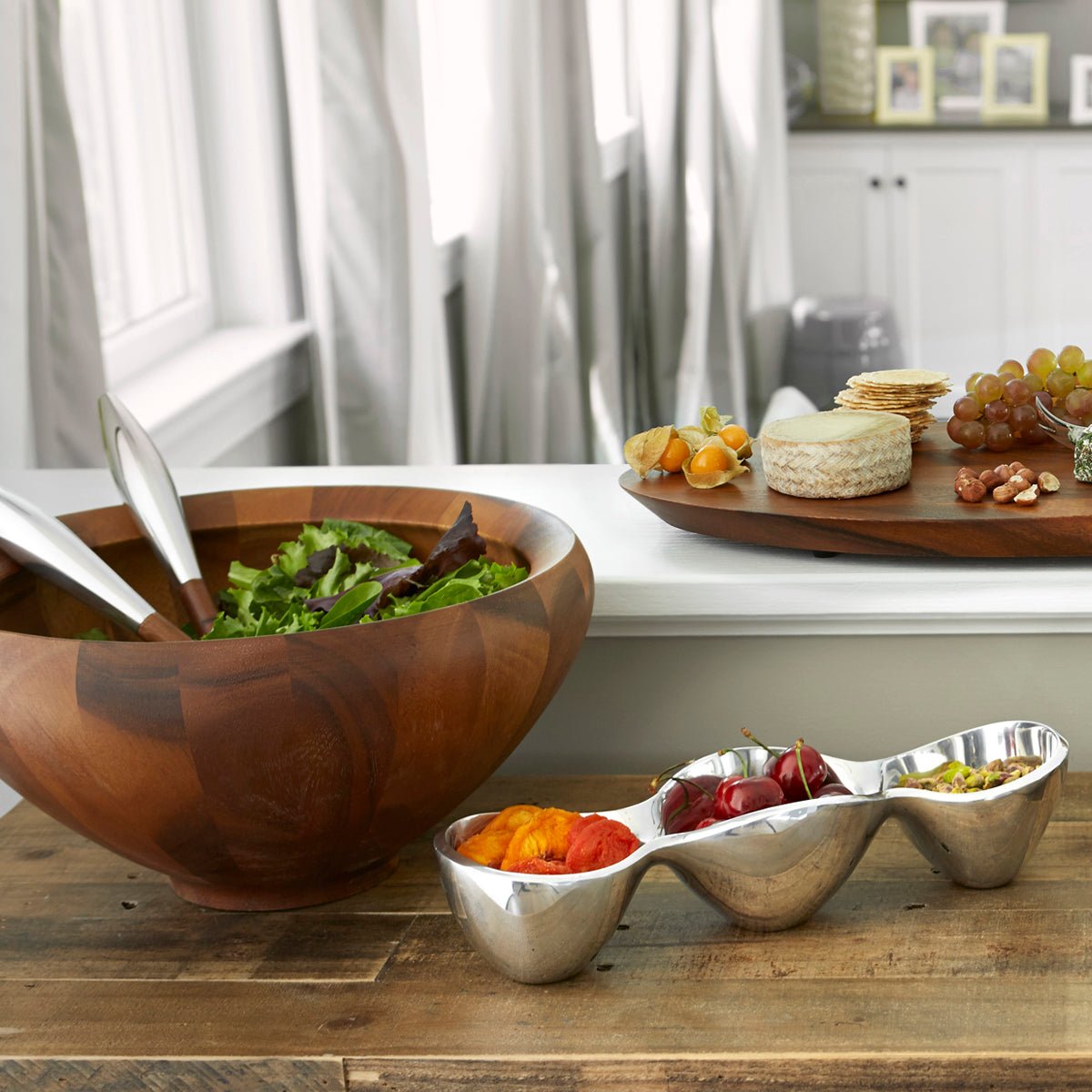 Nambe Yaro Salad Bowl With Servers