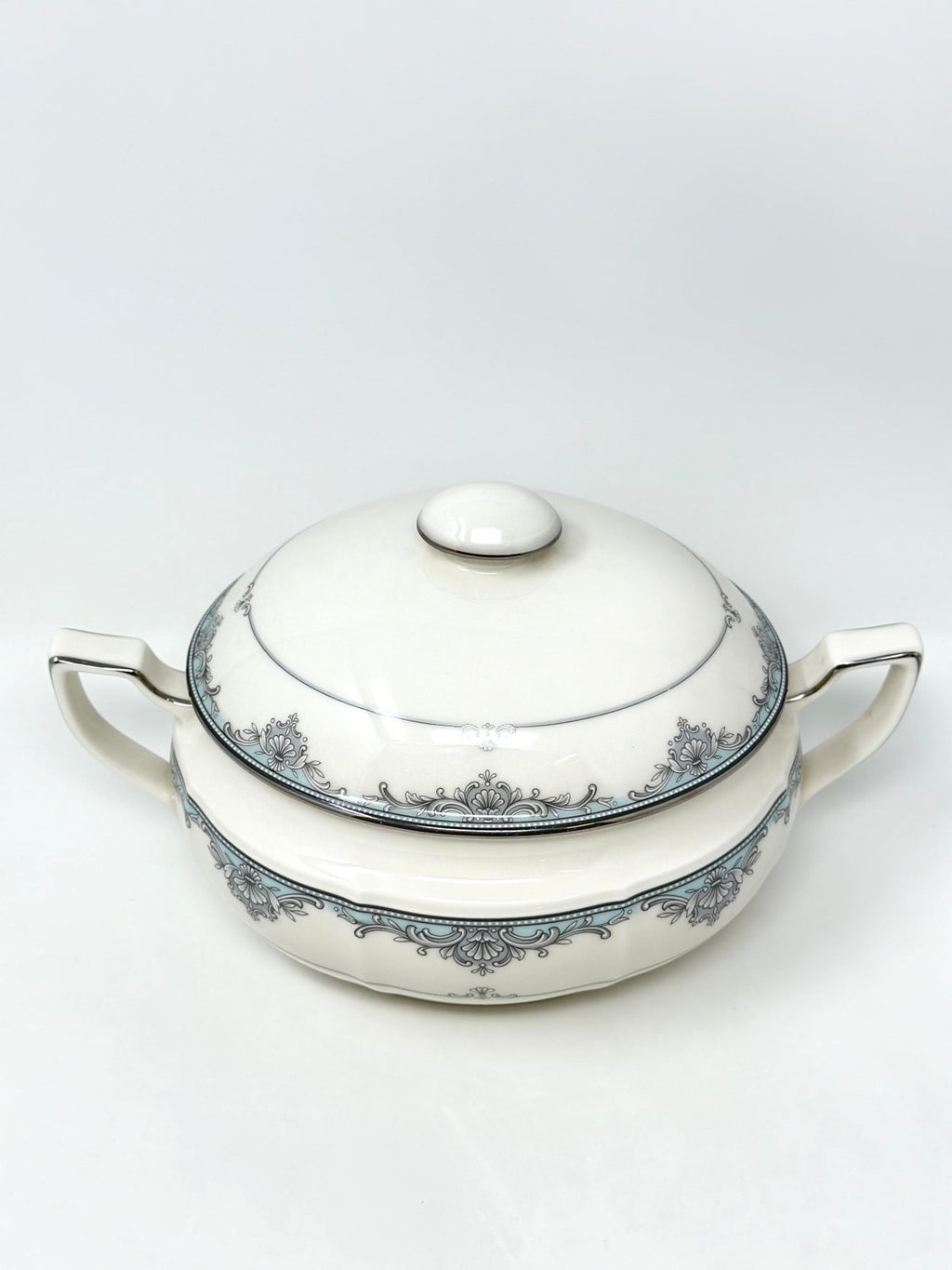 NORITAKE ADORNMENT COVERED VEGETABLE BOWL