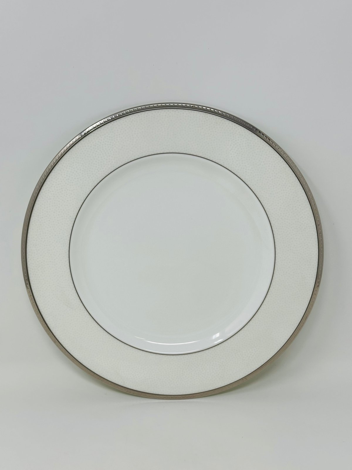 NORITAKE CHAMPAGNE PEARLS ACCENT PLATE