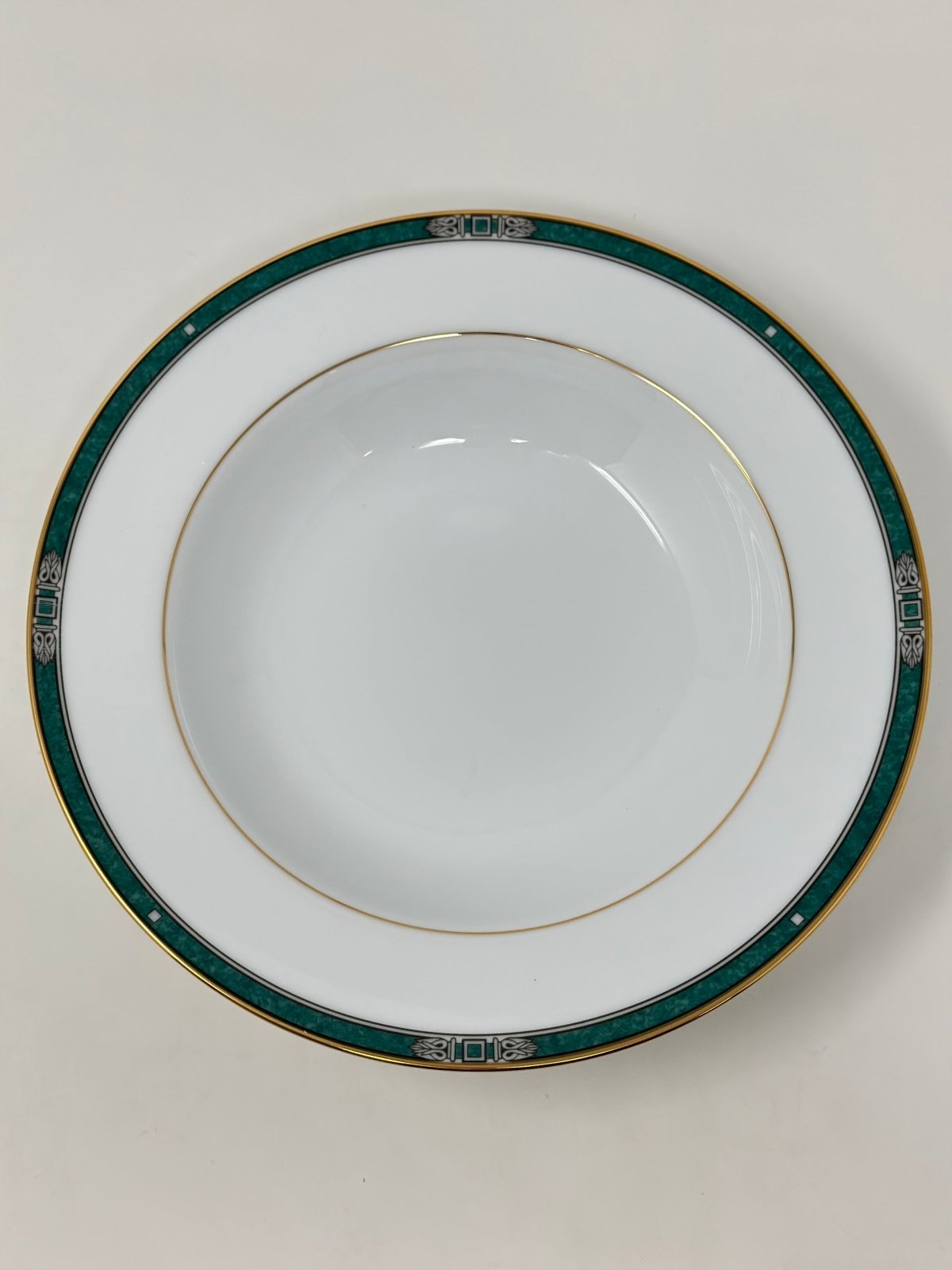 Noritake Emerald Crest Rim Soup Bowl