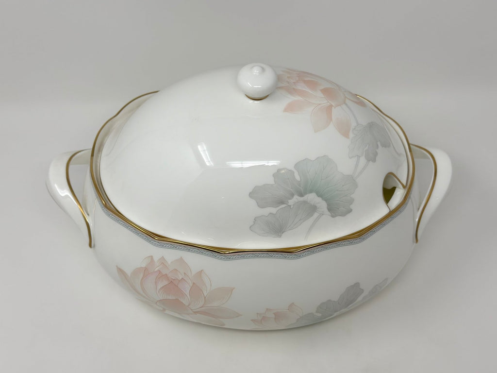 Noritake Garden Empress Oval Covered Vegetable
