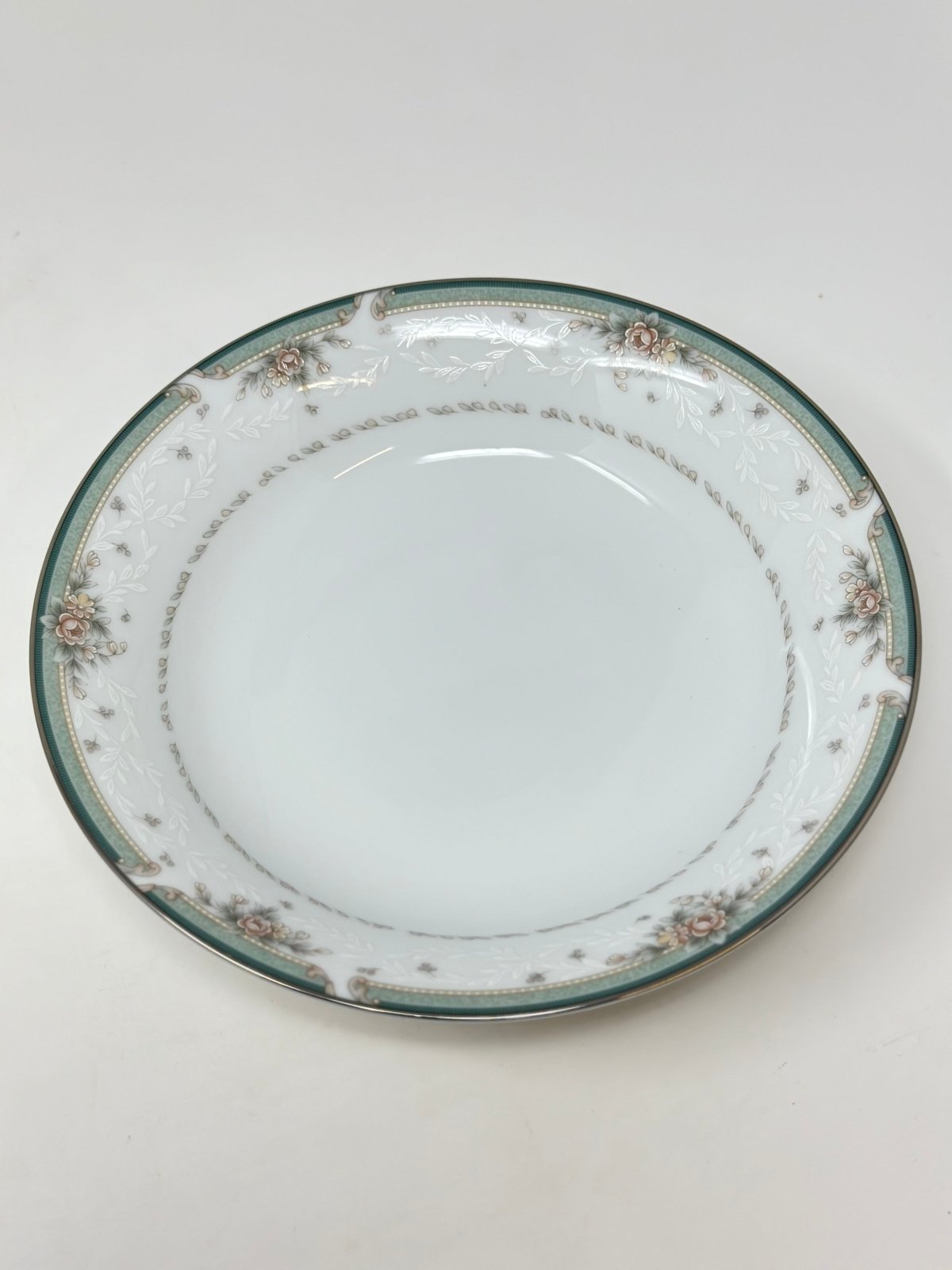 Noritake Greenbrier 8" (20cm) Soup Bowl