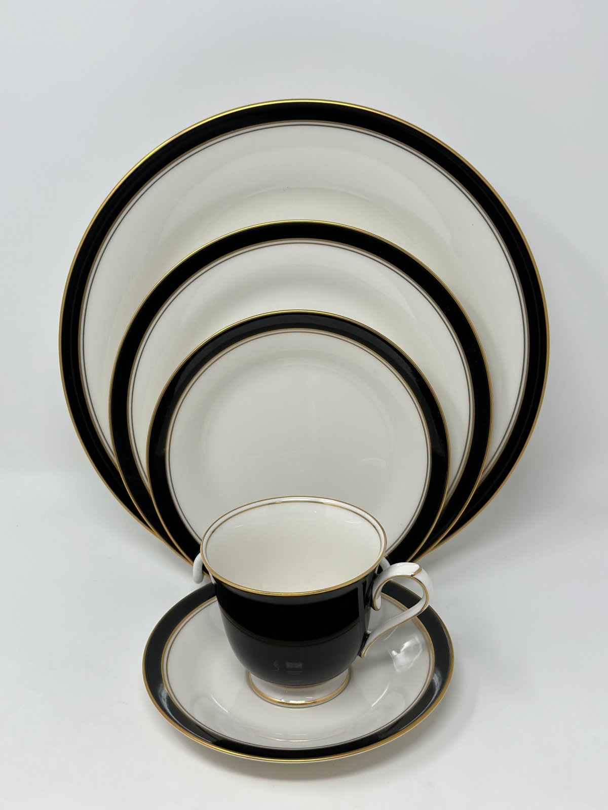 Noritake Ivory and Ebony - 5 Piece Place Setting