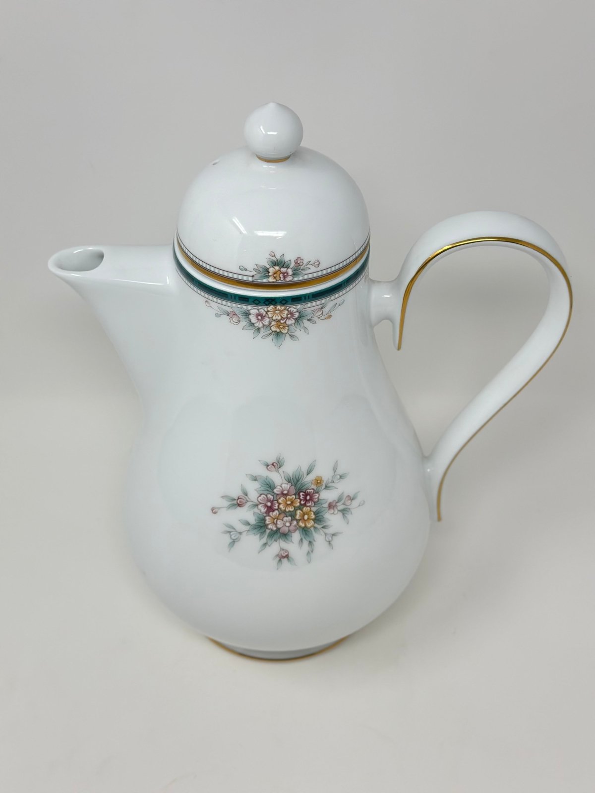 Noritake Landon Coffee Pot with Lid