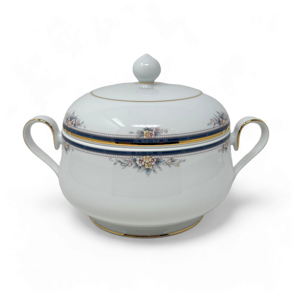Noritake Ontario Covered Vegetable Bowl