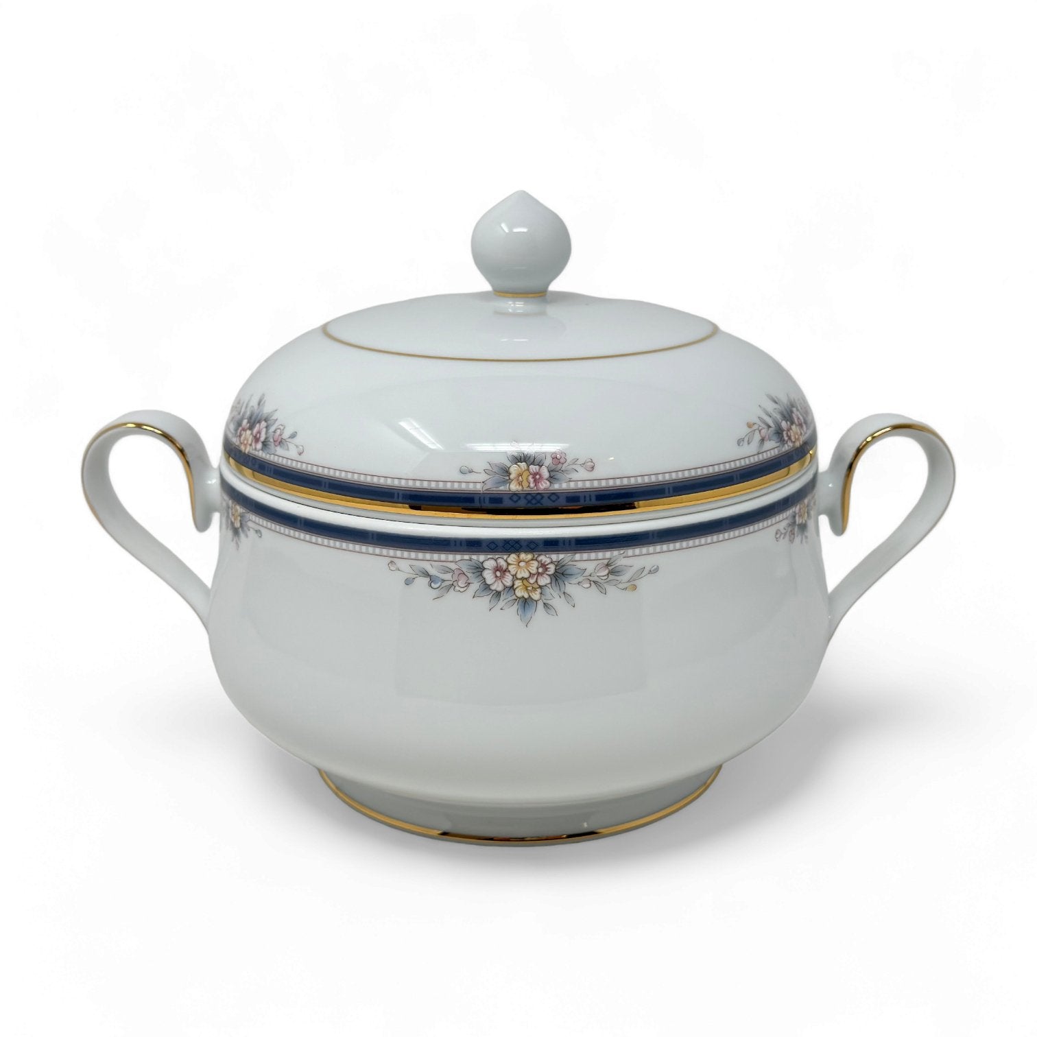 Noritake Ontario Covered Vegetable Bowl
