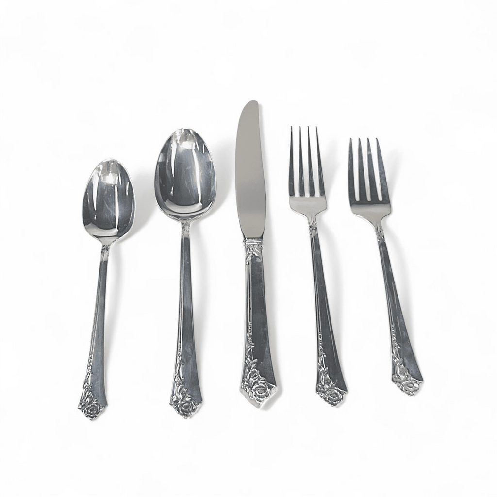 Oneida Sterling Silver Damask Rose Flatware 5 Piece Place Setting