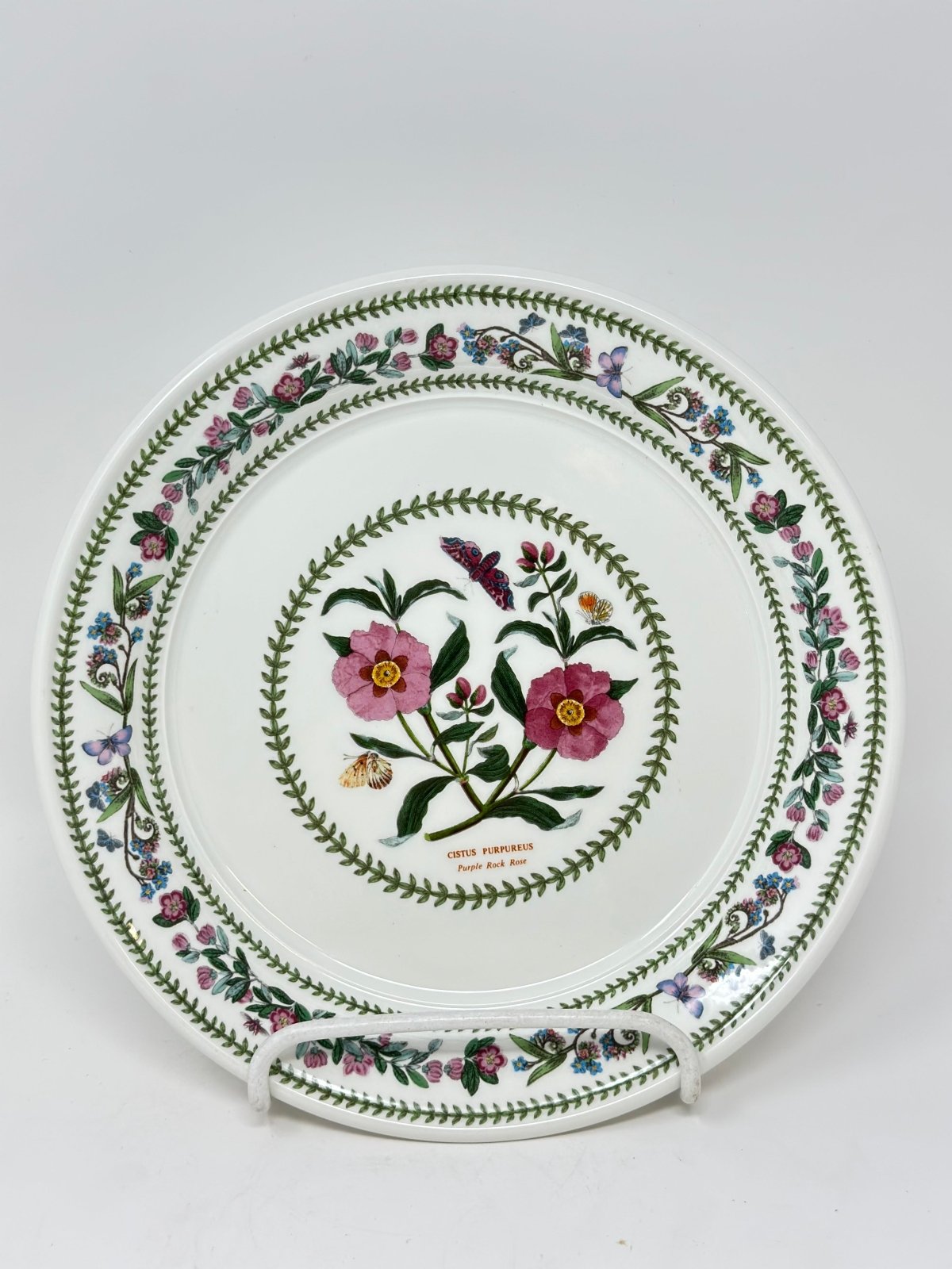 Portmeirion Variations Cistus Purpureus (Purple Rock Rose) Plate