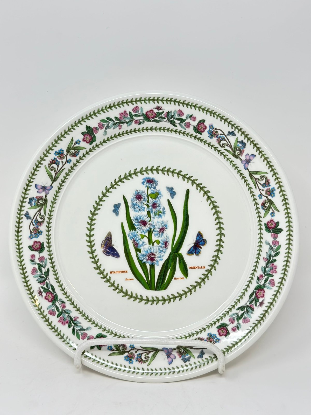 Portmeirion Variations Hyacinthus Orientalis (Eastern Hyacinth) Plate