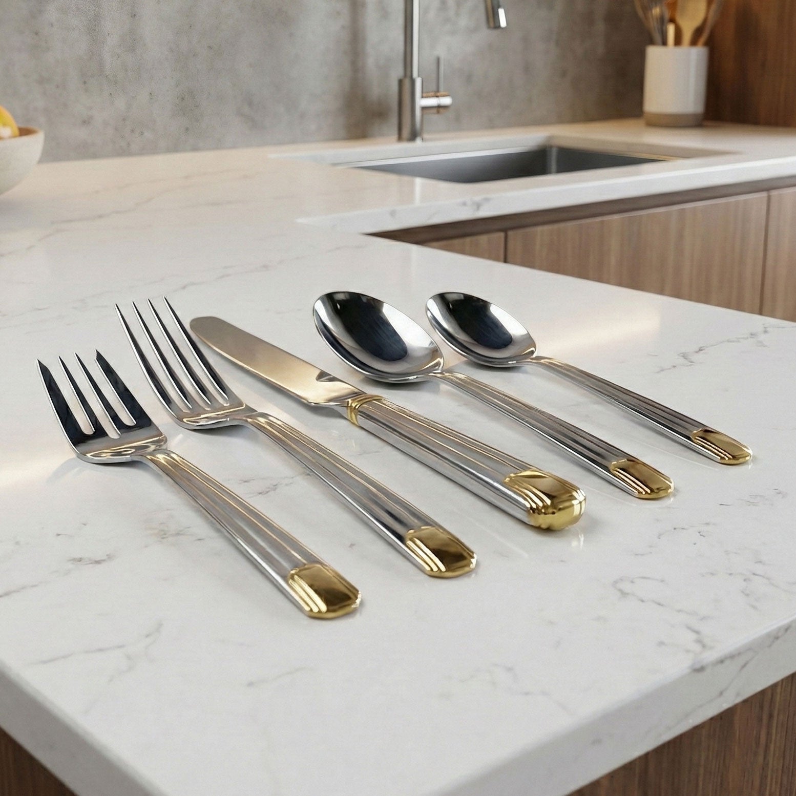 Retroneu Gold Ile De France Flatware - 5 Piece Place Setting