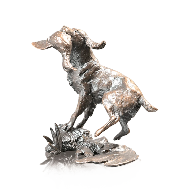 Richard Cooper Limited Edition Bronze Springer Spaniel Retrieving Figurine