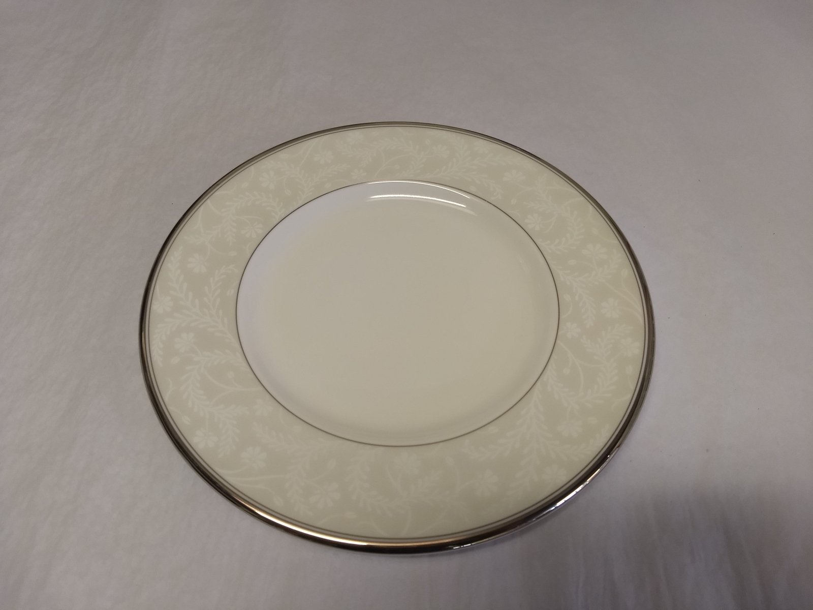 Anthea Salad Plate by Royal Doulton