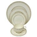 Royal Doulton Cassandra - 5 Piece Place Setting