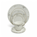 Royal Doulton Classique Vogue - 5 Piece Place Setting