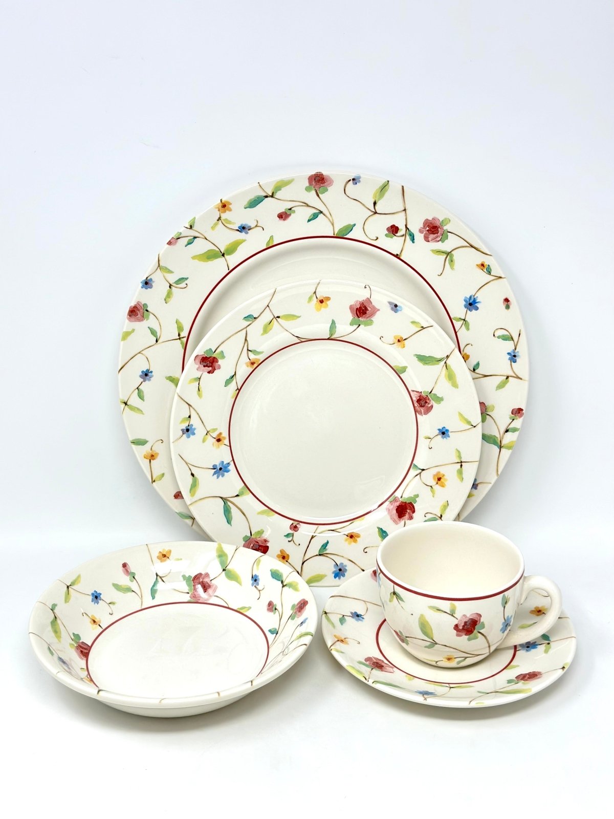 ROYAL STAFFORD PETITE FLEUR - 5 PIECE PLACE SETTING