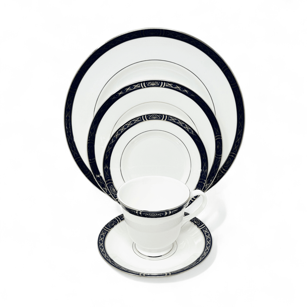 Royal Worcester Mountbatten Platinum - 5 Piece Place Setting