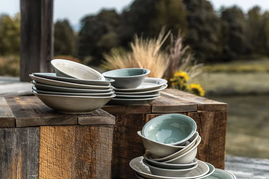 Simon Pearce Cavendish Dinnerware Collection