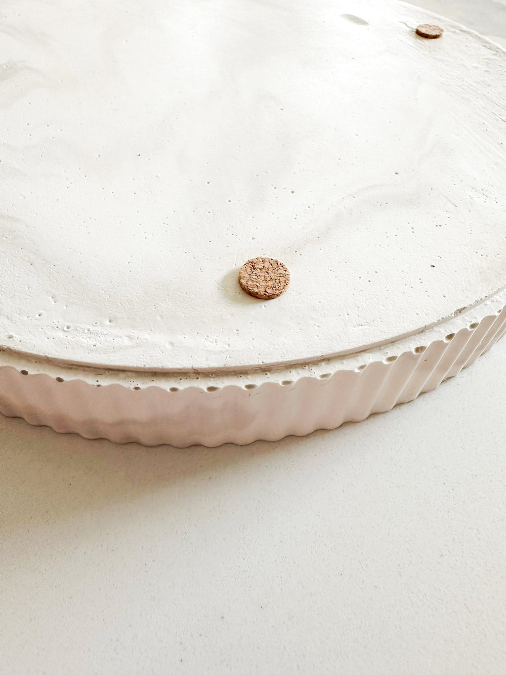 Fluted Round Tray