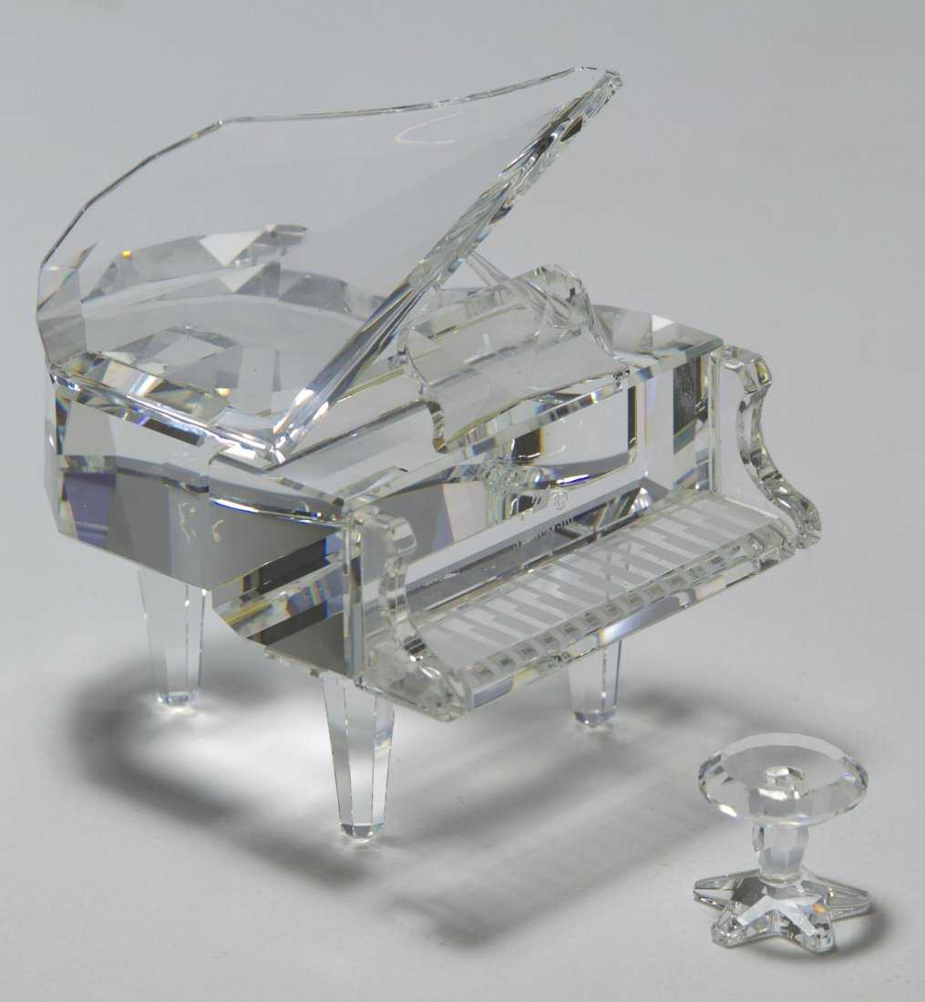 SWAROVSKI Grand PIANO WITH STOOL