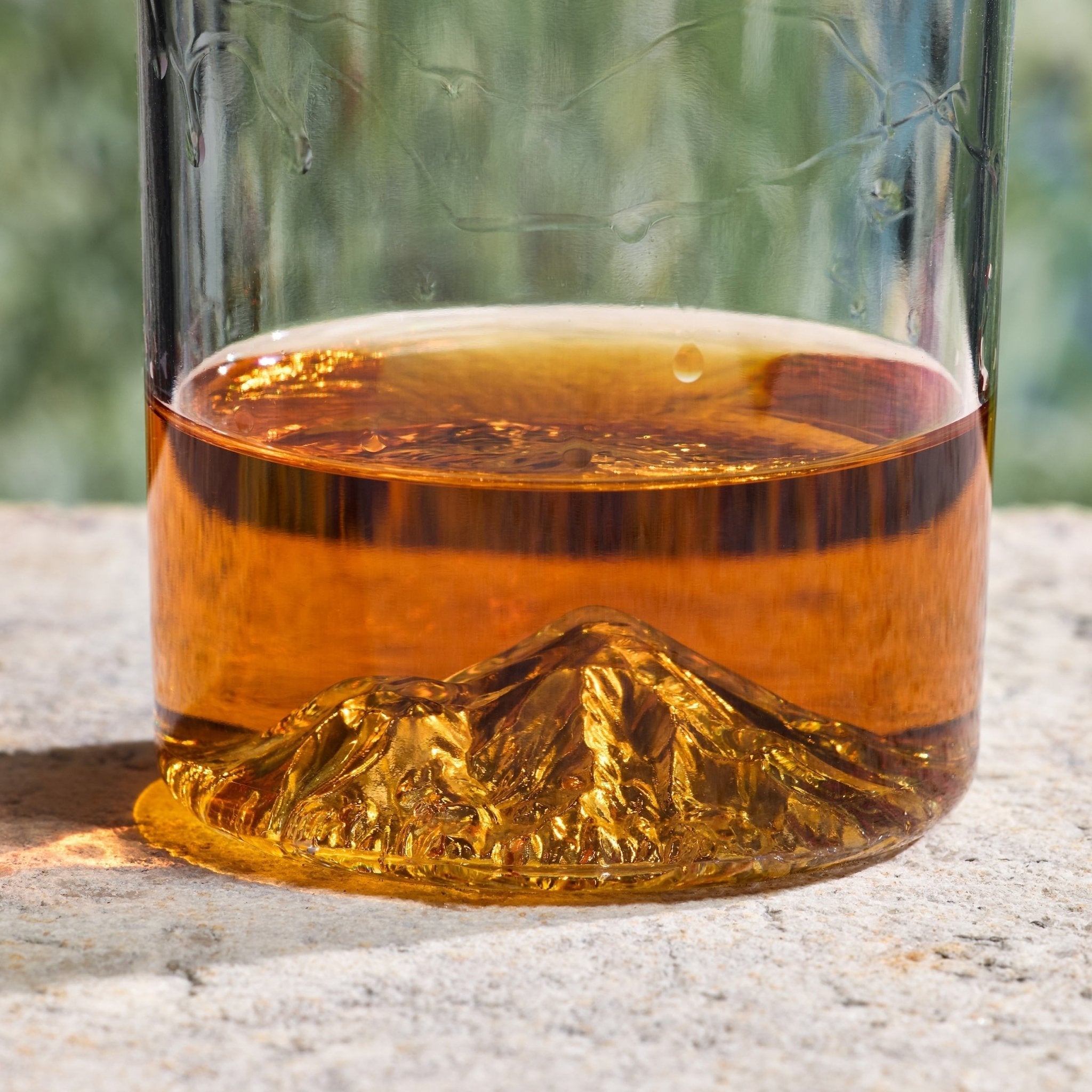 The Mt. Shasta Outdoor Cup Set