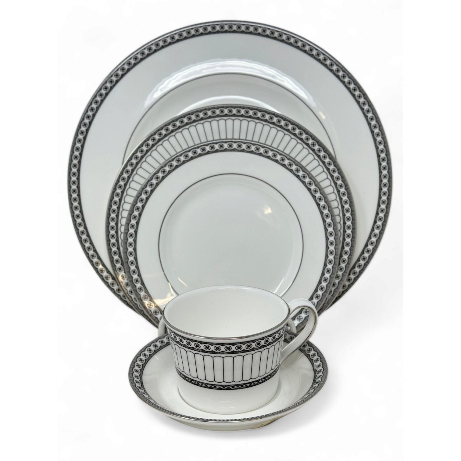 Wedgwood Contrasts - 5 Piece Place Setting