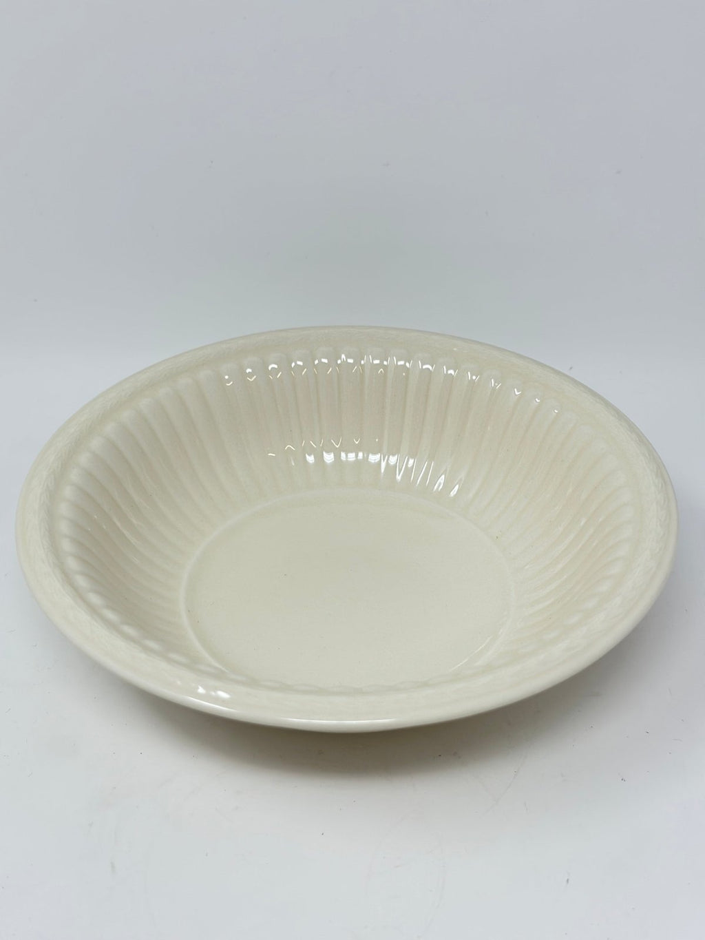 Wedgwood Edme Plain Cereal Bowl (Cream)