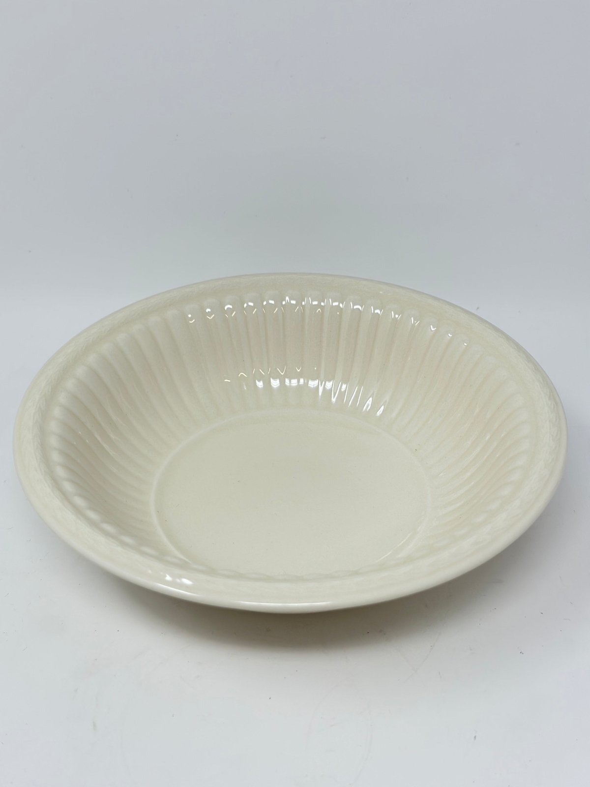 Wedgwood Edme Plain Cereal Bowl (Cream)