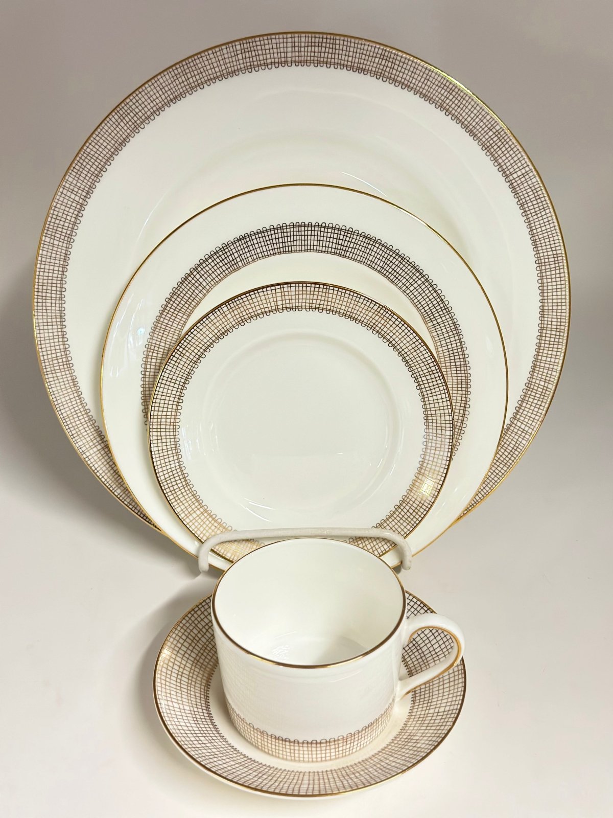 Wedgwood Vera Wang Gilded Weave - 5 Piece Place Settings