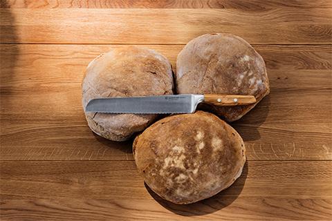 Wusthof Amici 9" (23cm) Double Serrated Bread Knife